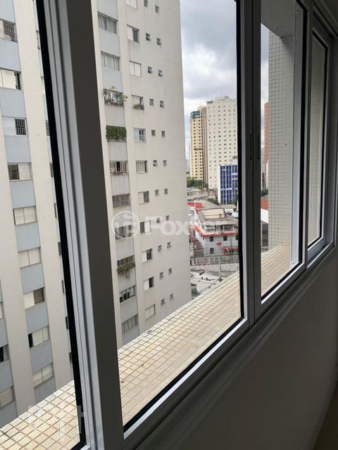 Image 18 - 871781