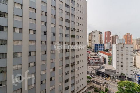 Image 10 - 871781