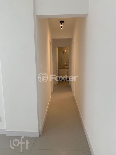 Image 4 - 871781