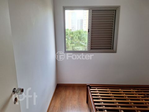 Image 7 - 871785