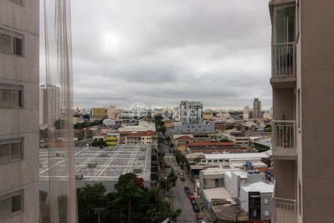 Image 10 - 871809