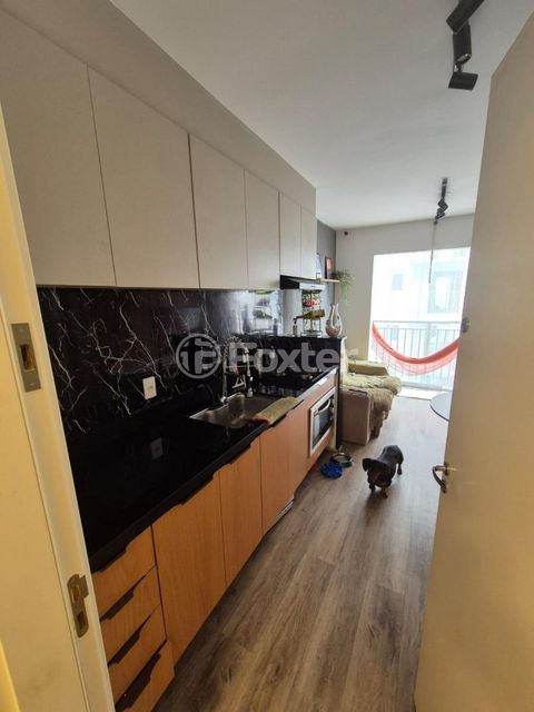 Image 3 - 871809