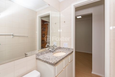 Image 7 - 871815