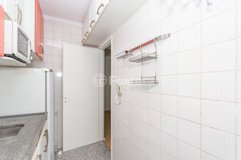 Image 15 - 871815