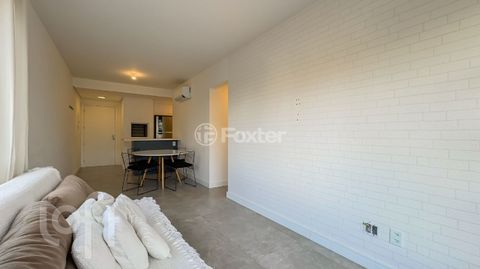 Image 3 - 871930