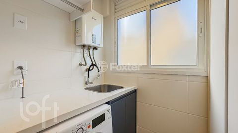 Image 13 - 871930