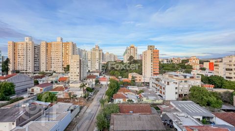Image 13 - 871932
