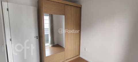 Image 7 - 871940