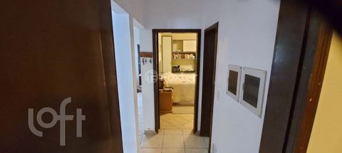 Image 5 - 871946