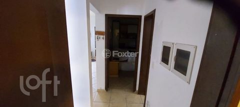 Image 4 - 871946