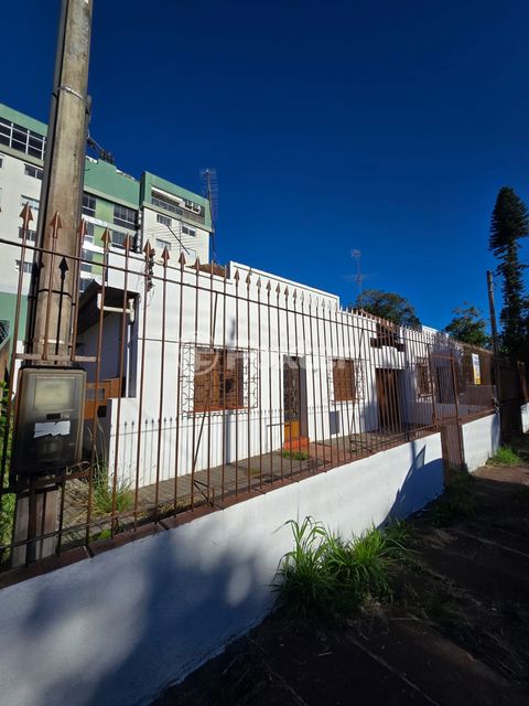 Image 1 - 871985
