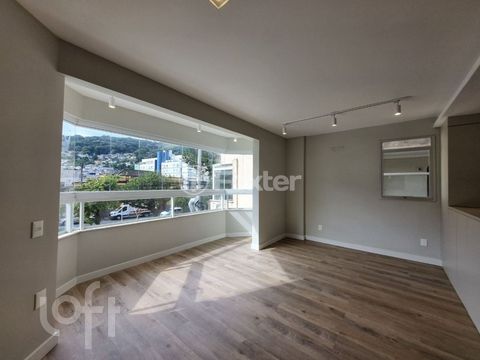 Image 1 - 871994
