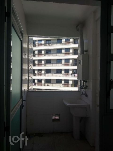 Image 9 - 872025