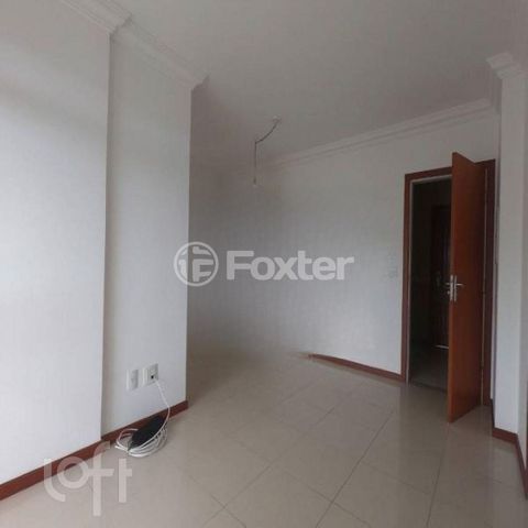 Image 9 - 872041