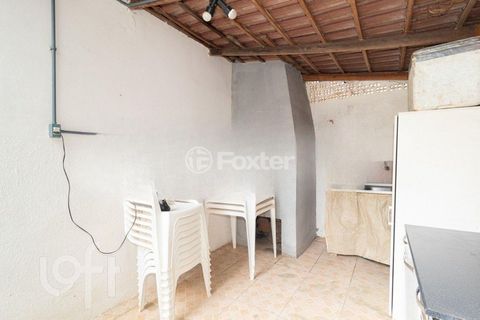Image 19 - 872044