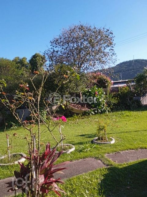Image 5 - 872076