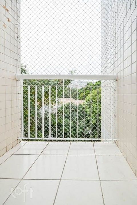 Image 3 - 872092
