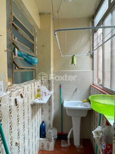 Image 8 - 872094