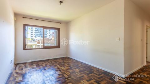 Image 1 - 872094