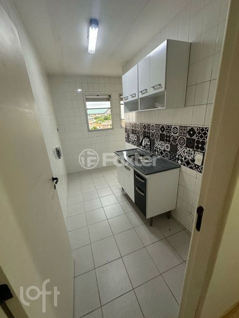 Image 4 - 872096