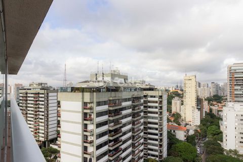 Image 7 - 872110