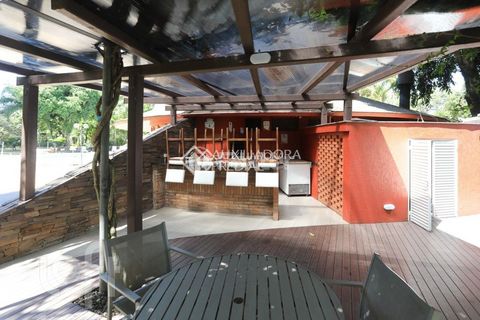 Image 15 - 872116