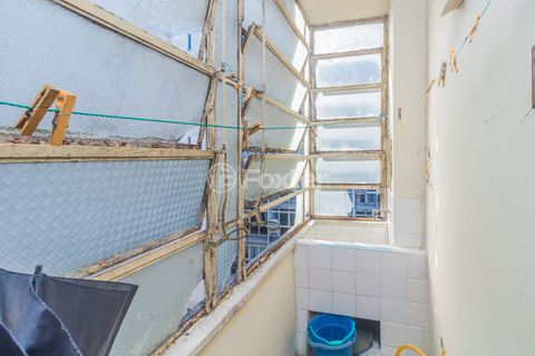 Image 19 - 872118