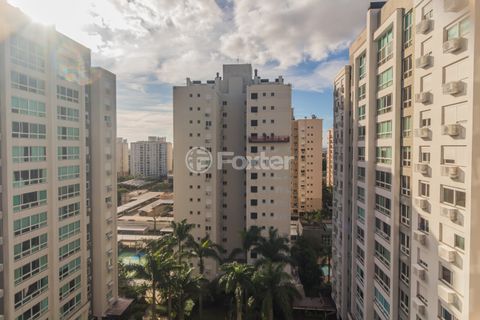 Image 13 - 872203