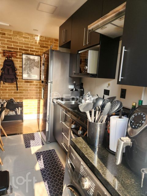 Image 7 - 872220