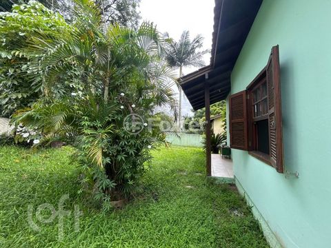 Image 3 - 872237