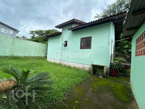 Image 5 - 872237