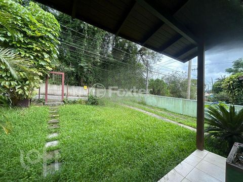 Image 14 - 872237