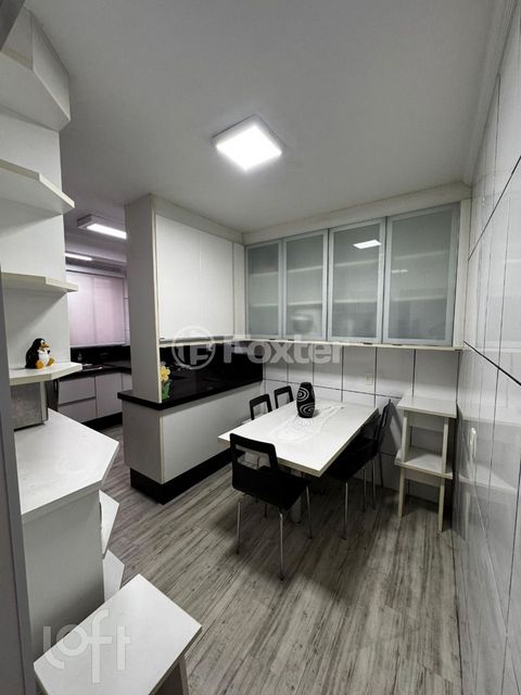Image 3 - 872239