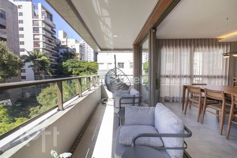 Image 14 - 872255