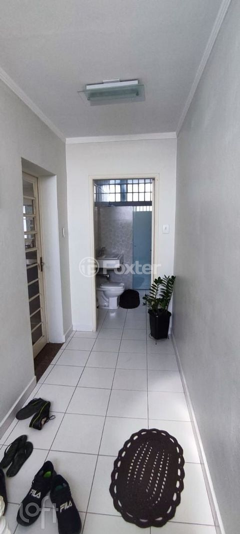 Image 9 - 872281