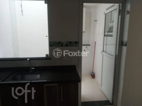 Image 7 - 872282