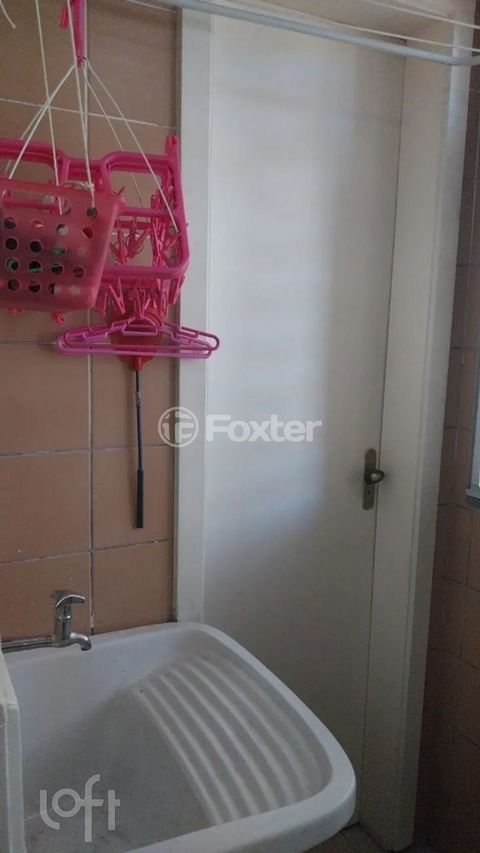 Image 8 - 872292