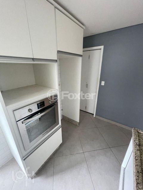 Image 4 - 872322