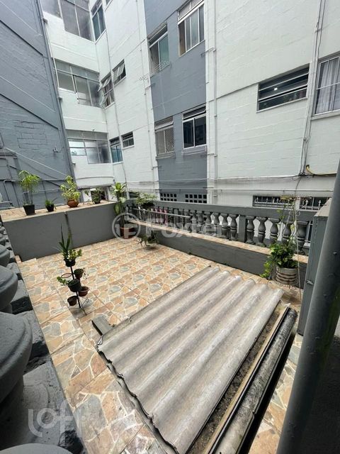 Image 14 - 872322