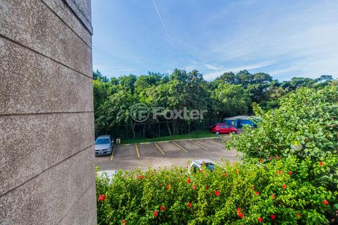 Image 9 - 872357