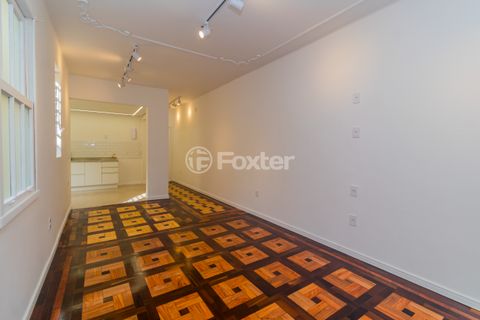 Image 3 - 872364