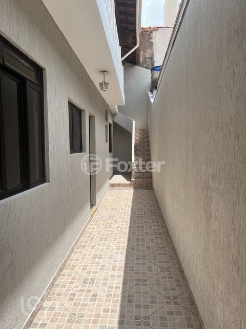 Image 4 - 872368