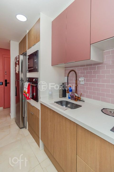 Image 7 - 872375