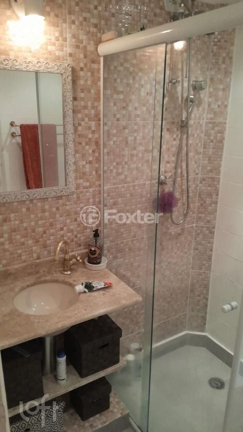 Image 8 - 872388