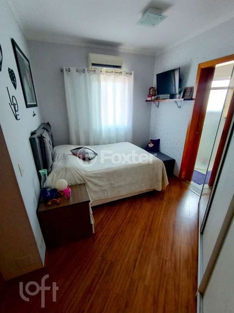 Image 7 - 872389
