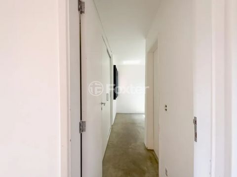 Image 7 - 872391