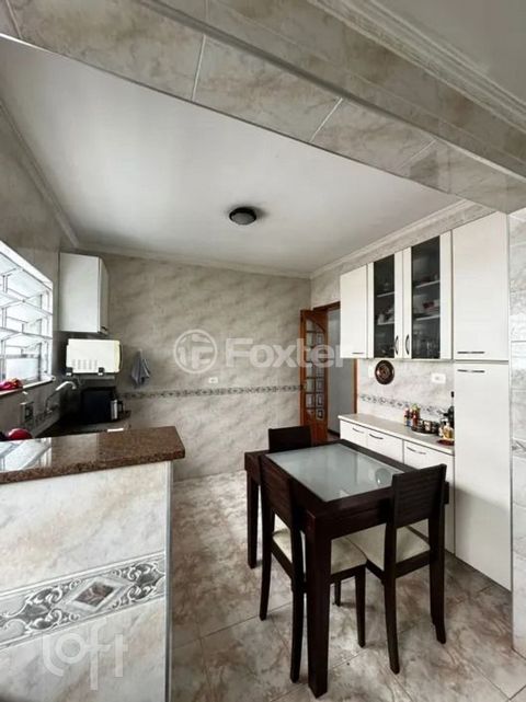Image 2 - 872397