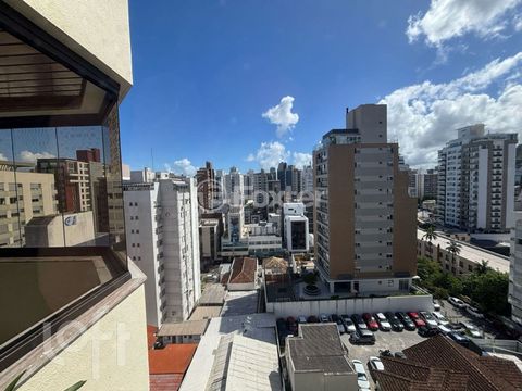 Image 4 - 872418