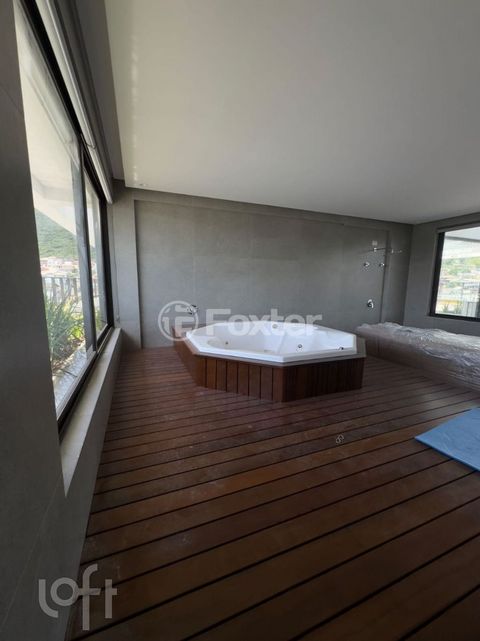 Image 1 - 872430