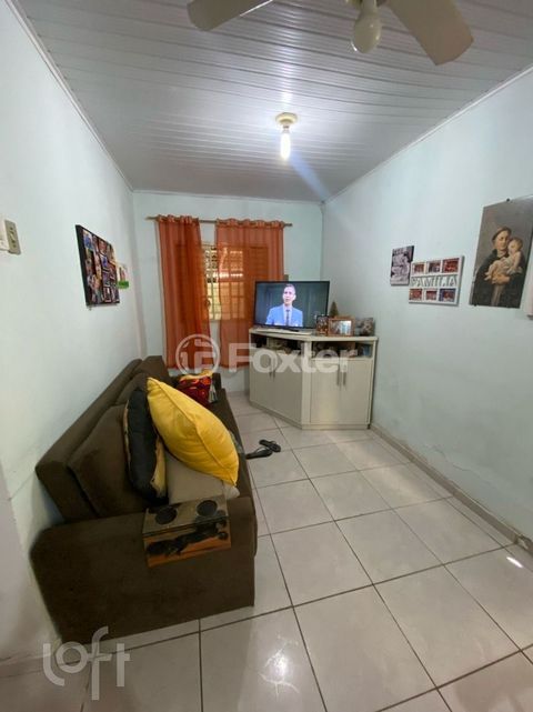 Image 11 - 872436